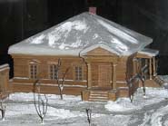 Дом крестьянки Петровой в с. Шушенском, в котором жил В. И. Ленин в ссылке